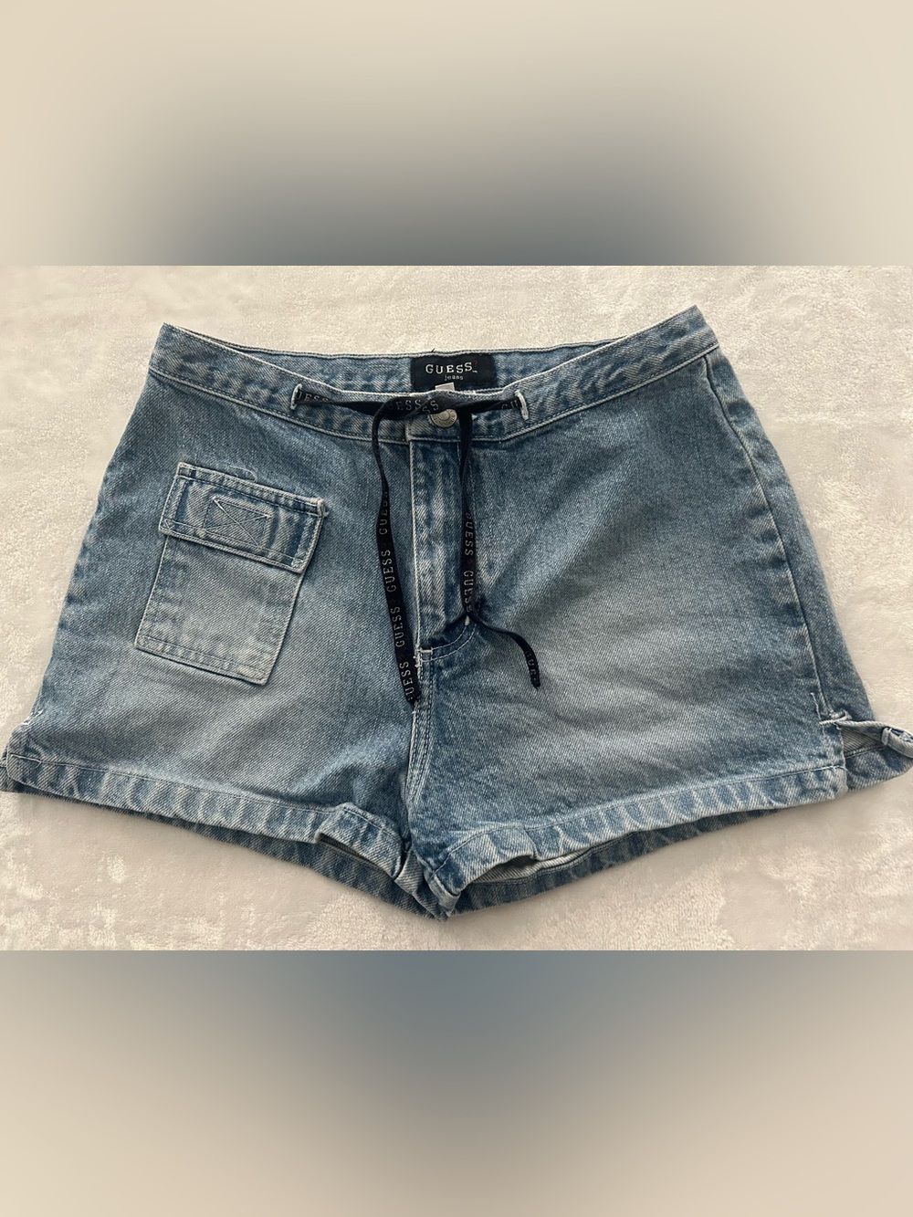 GUESS Jeans Light Blue Denim Utility Jean Drawstring Shorts Women’s Size 27